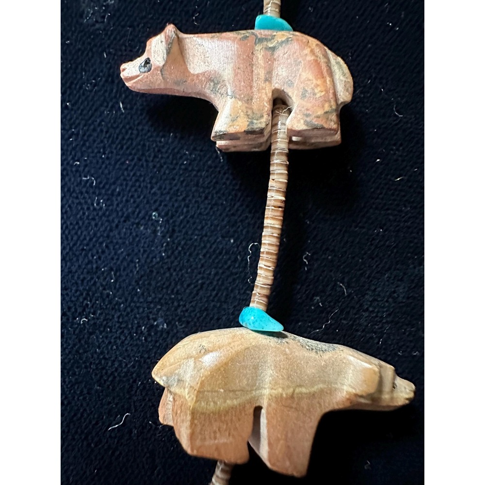 Southwestern Bear Fetish Necklace Carved Stone, Turquoise & Heishi - Picture 6 of 7